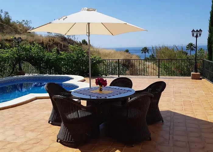 Casa Margaretha In Tamango Hill Torrox